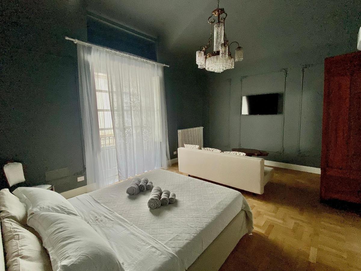 Dimora Delle Maestranze Apartman Szirakúza Kültér fotó